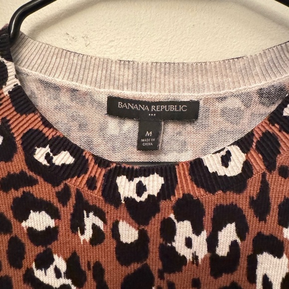 Banana republic cheetah print sweater size medium - Picture 3 of 3